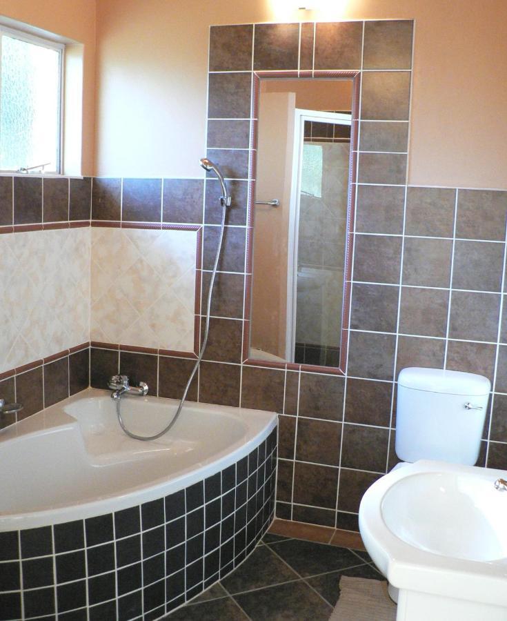 House Ebony B&B Newcastle Eksteriør bilde