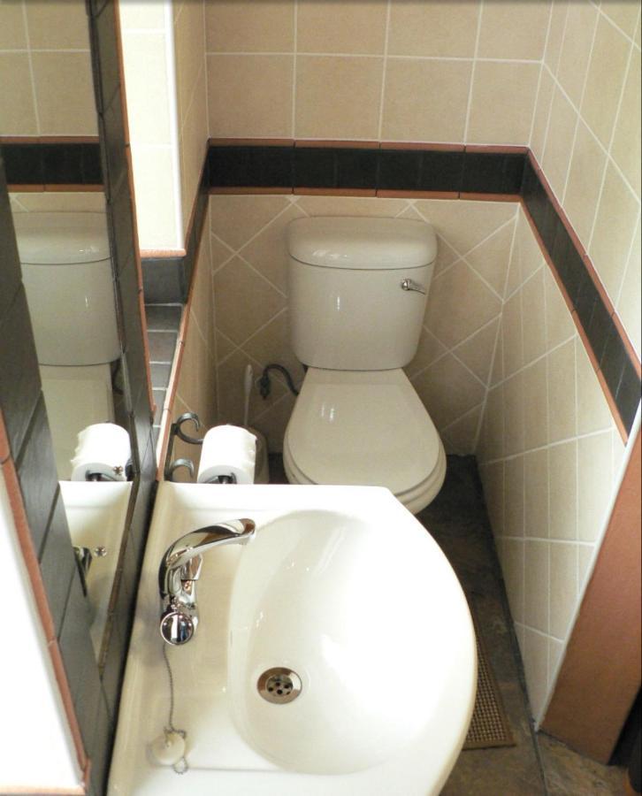 House Ebony B&B Newcastle Eksteriør bilde