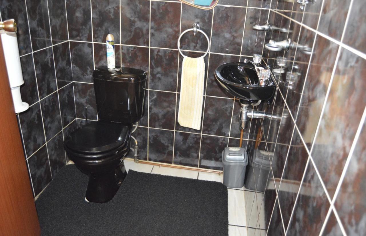 House Ebony B&B Newcastle Eksteriør bilde